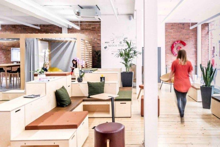 un espace coworking 